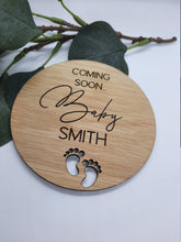 Load image into Gallery viewer, Wooden Baby Announcement Disc
