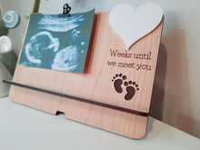 Load image into Gallery viewer, Wooden Baby Scan Plaque
